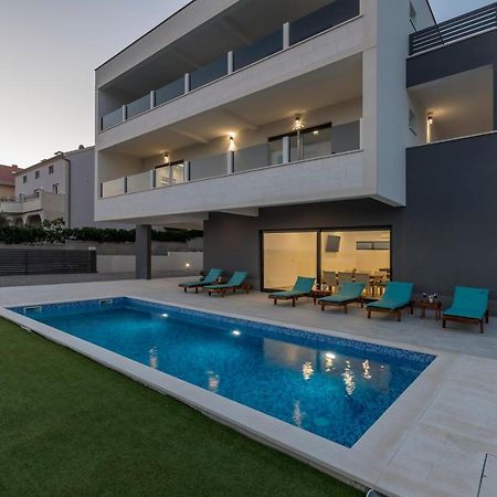 Luxury Villa La Nonna Ana - Heated Pool, Sea View, Near Split คาชเตลา ภายนอก รูปภาพ