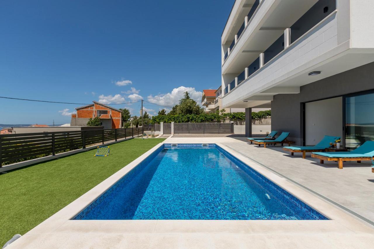 Luxury Villa La Nonna Ana - Heated Pool, Sea View, Near Split คาชเตลา ภายนอก รูปภาพ