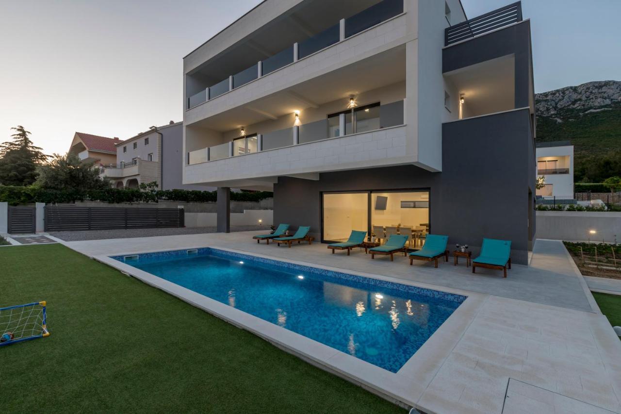 Luxury Villa La Nonna Ana - Heated Pool, Sea View, Near Split คาชเตลา ภายนอก รูปภาพ