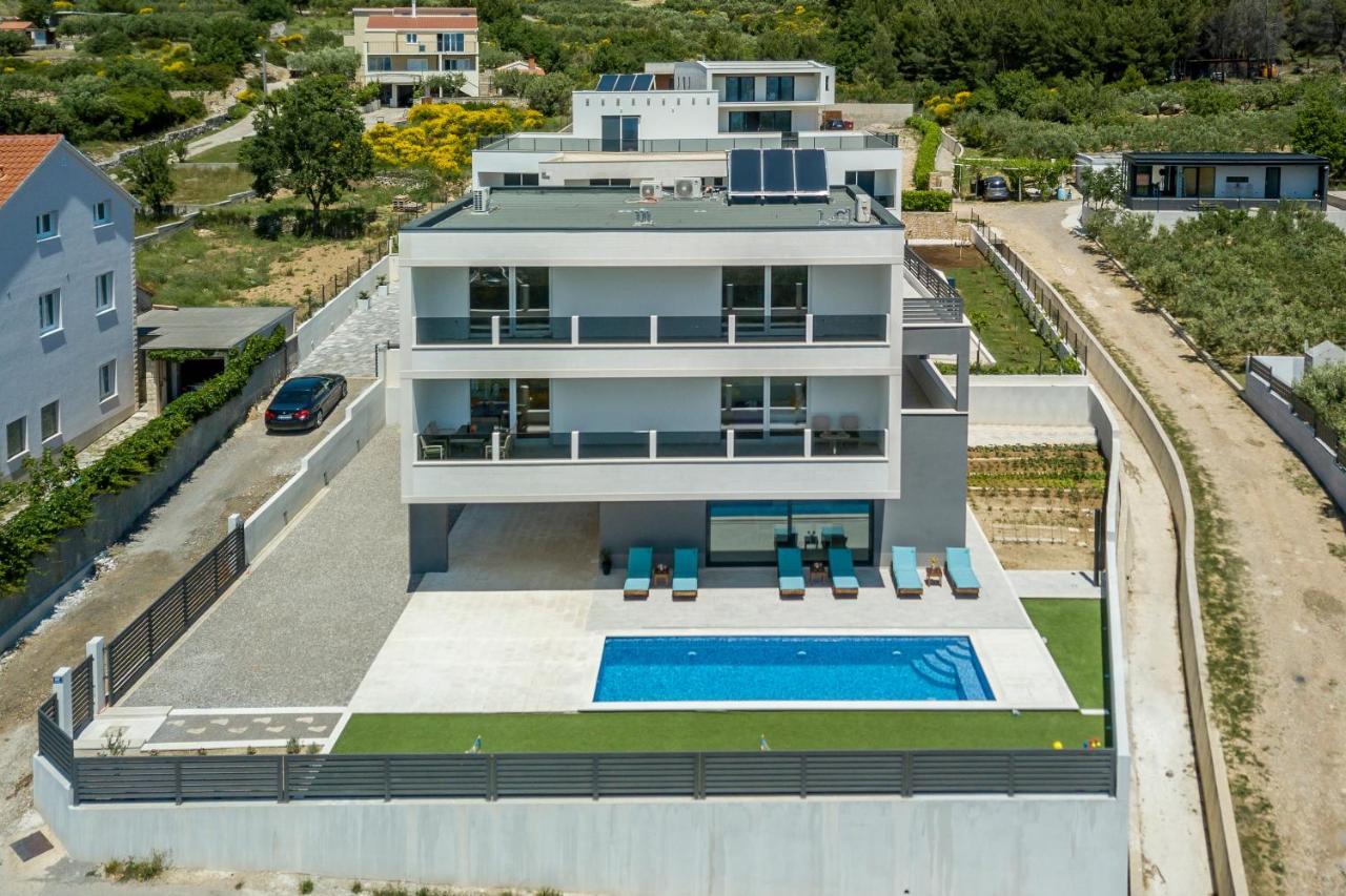 Luxury Villa La Nonna Ana - Heated Pool, Sea View, Near Split คาชเตลา ภายนอก รูปภาพ