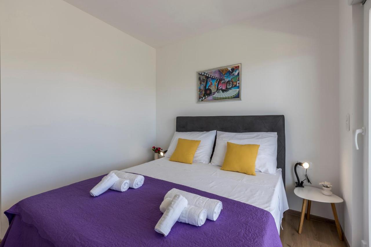 Luxury Villa La Nonna Ana - Heated Pool, Sea View, Near Split คาชเตลา ภายนอก รูปภาพ