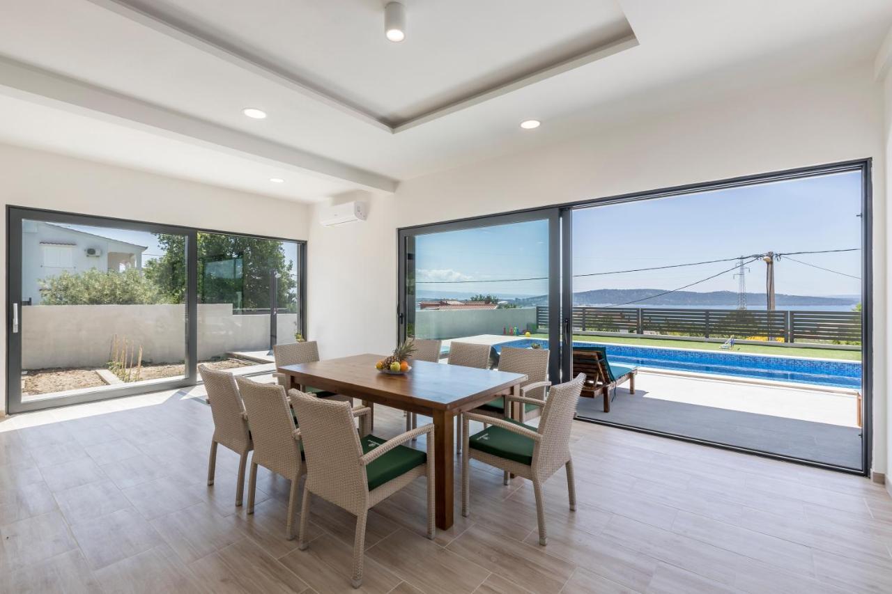 Luxury Villa La Nonna Ana - Heated Pool, Sea View, Near Split คาชเตลา ภายนอก รูปภาพ