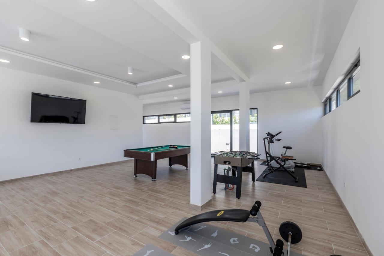 Luxury Villa La Nonna Ana - Heated Pool, Sea View, Near Split คาชเตลา ภายนอก รูปภาพ