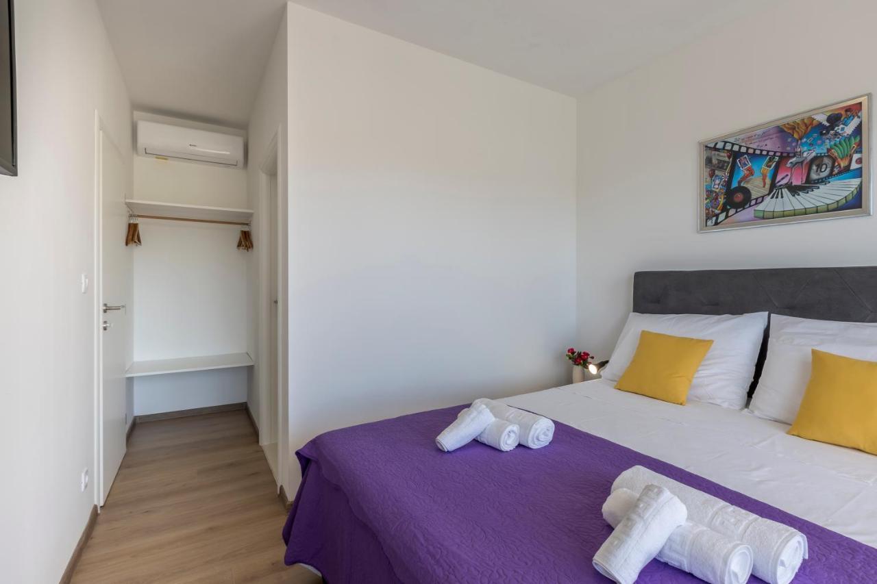 Luxury Villa La Nonna Ana - Heated Pool, Sea View, Near Split คาชเตลา ภายนอก รูปภาพ