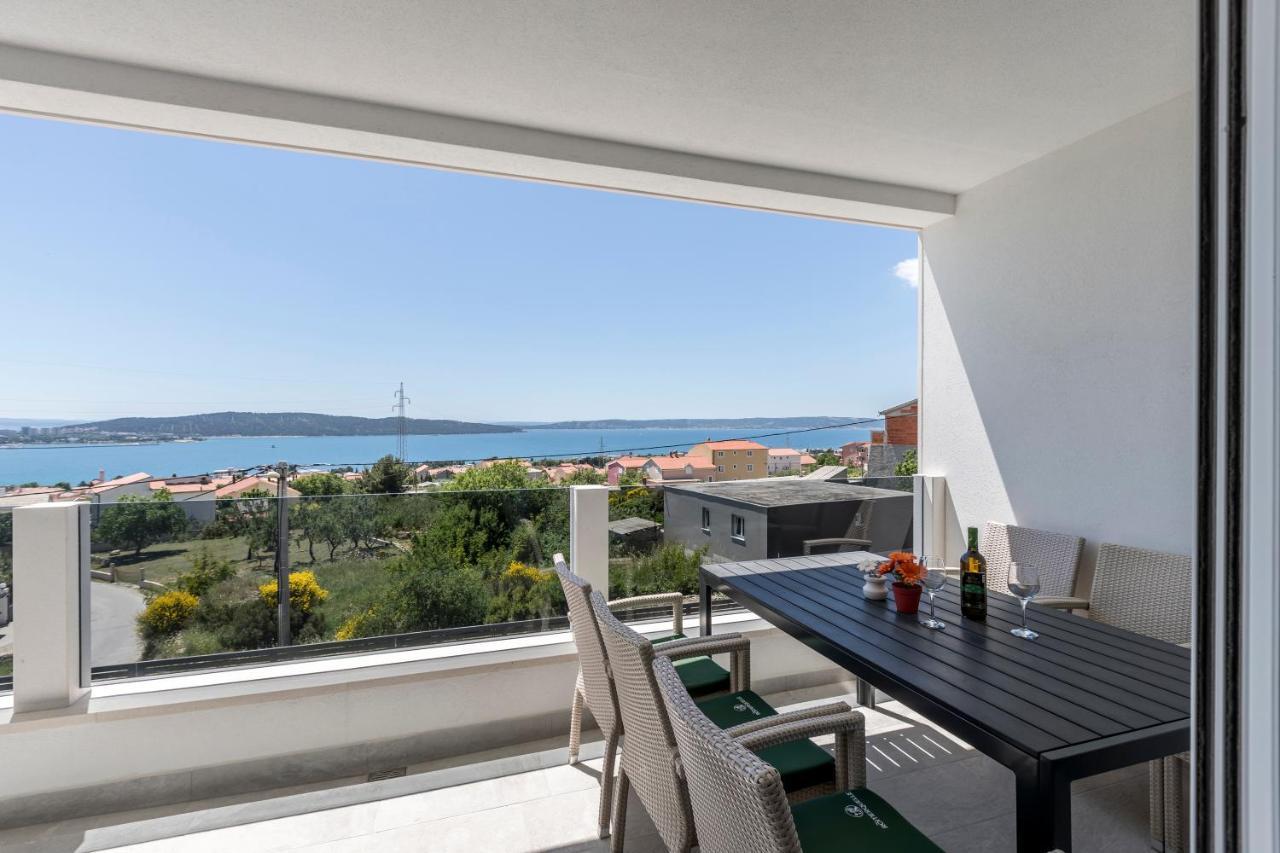 Luxury Villa La Nonna Ana - Heated Pool, Sea View, Near Split คาชเตลา ภายนอก รูปภาพ