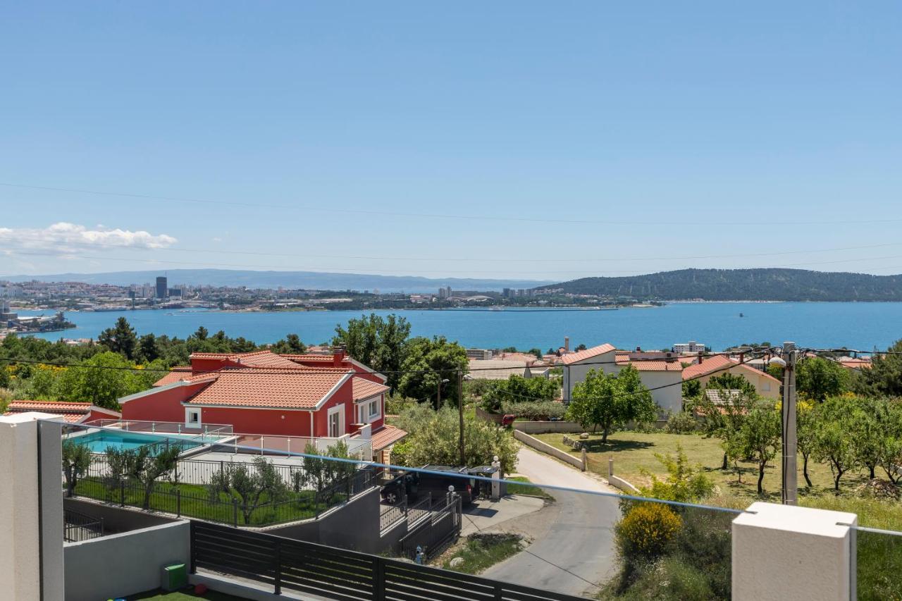 Luxury Villa La Nonna Ana - Heated Pool, Sea View, Near Split คาชเตลา ภายนอก รูปภาพ