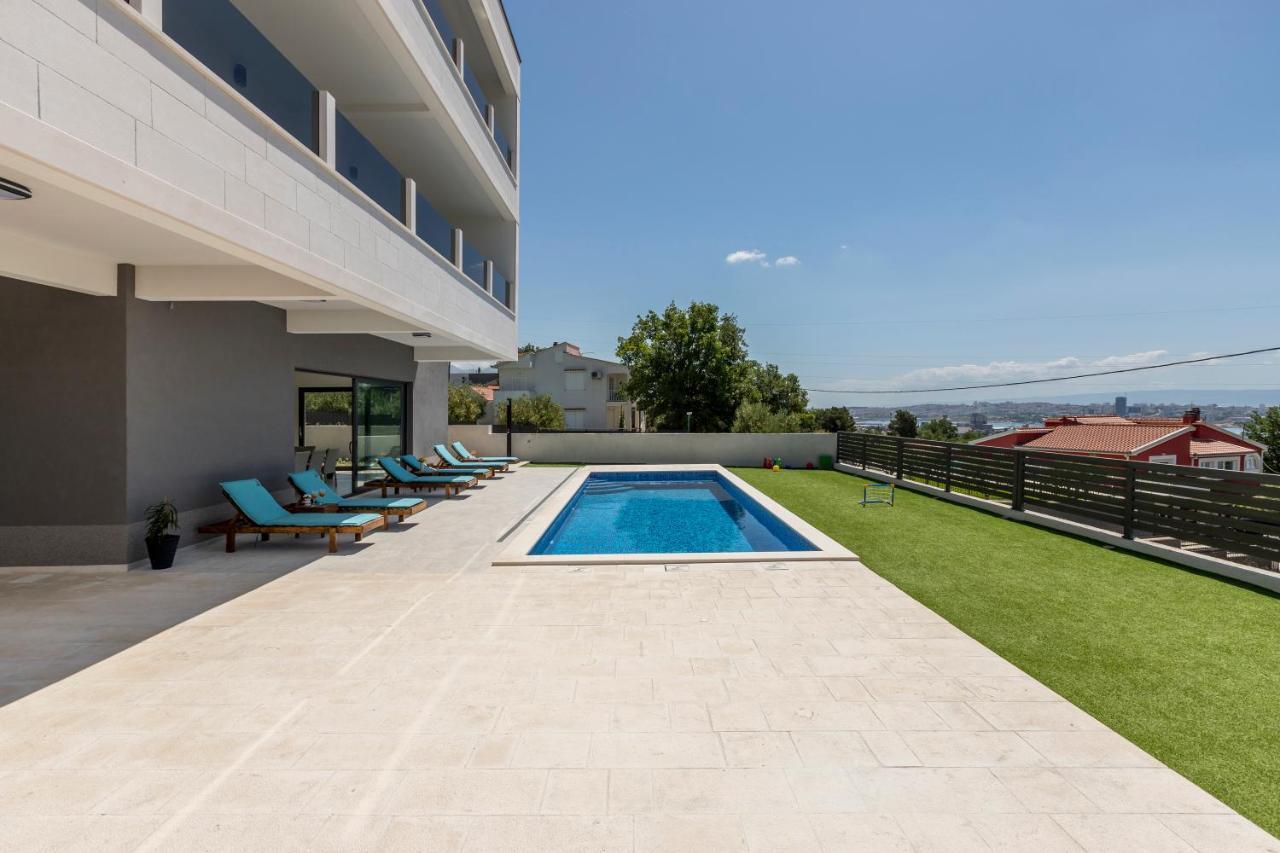 Luxury Villa La Nonna Ana - Heated Pool, Sea View, Near Split คาชเตลา ภายนอก รูปภาพ